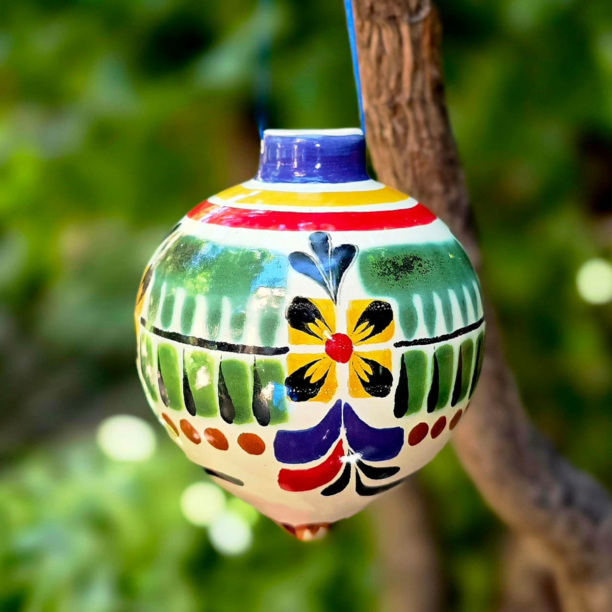 Ornament Sphere 3D Shape Set of 2 MultiColors