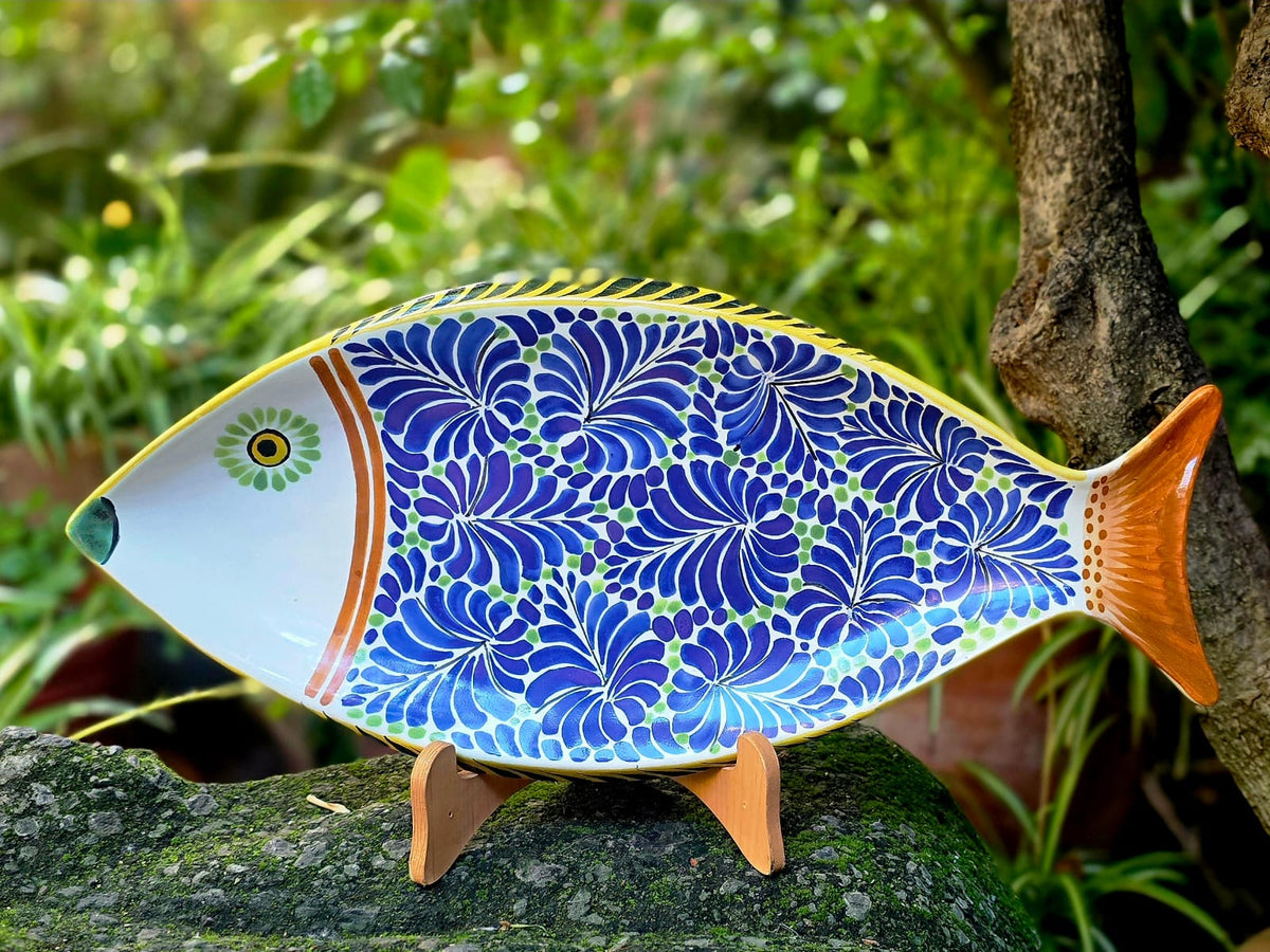工芸品 Mexico dish Fish Snack Plate Ceramics handmade handpainted mexico mayolica