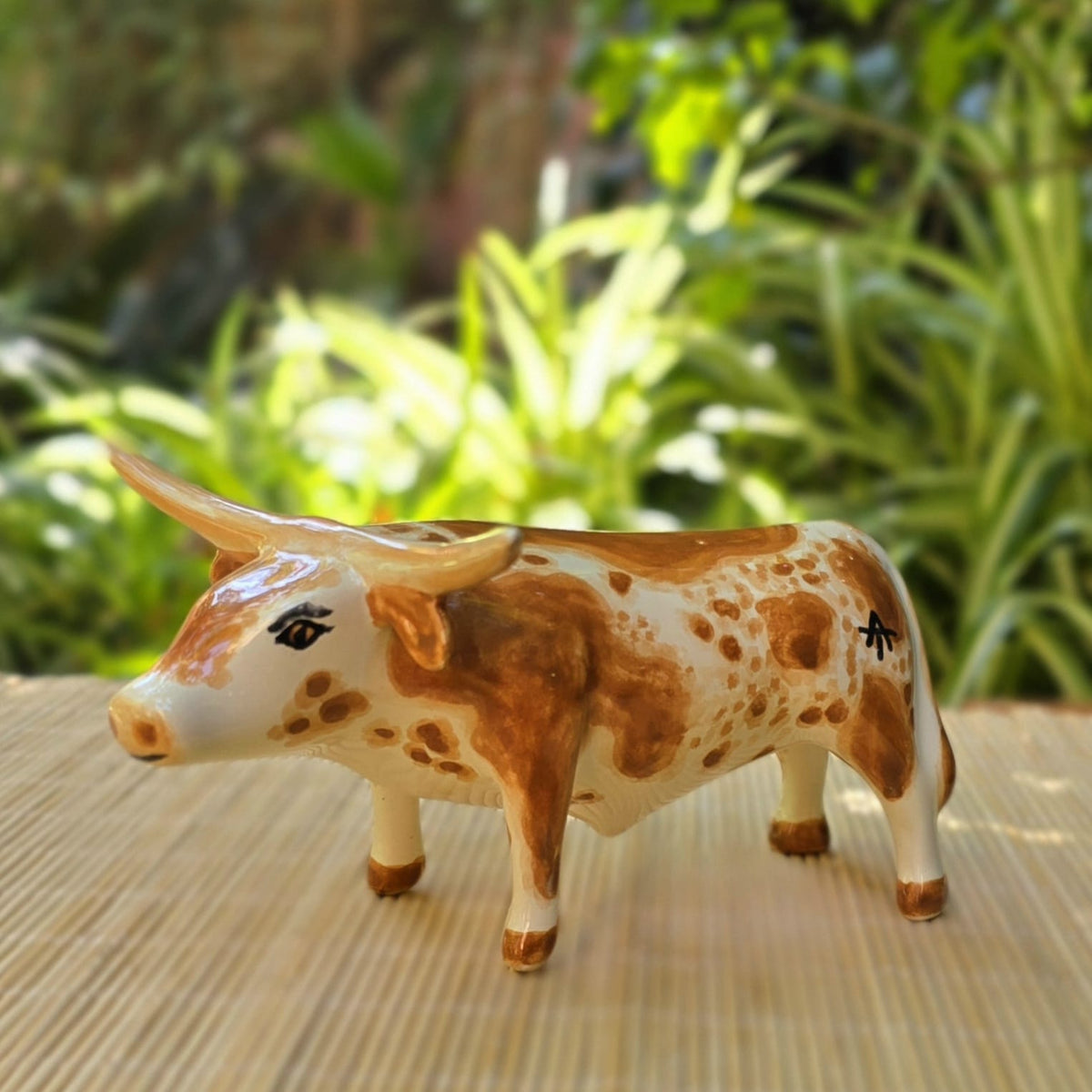 LongHorn Figure 3 in H - Brown Colors