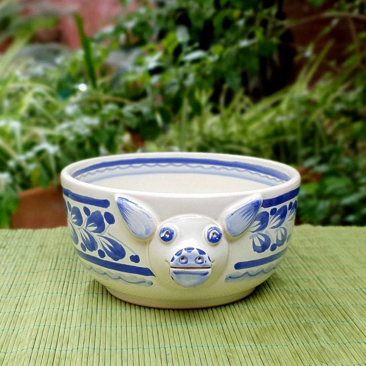 Juego de 3 cuencos con patas de cerdito azul y blanco