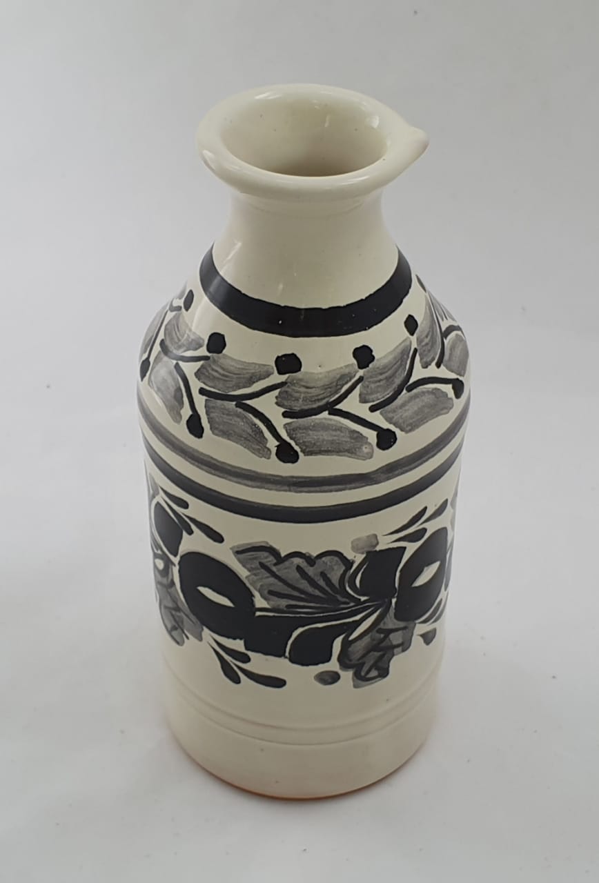 Olive Oil Crute 2.6 X 6.2" Black