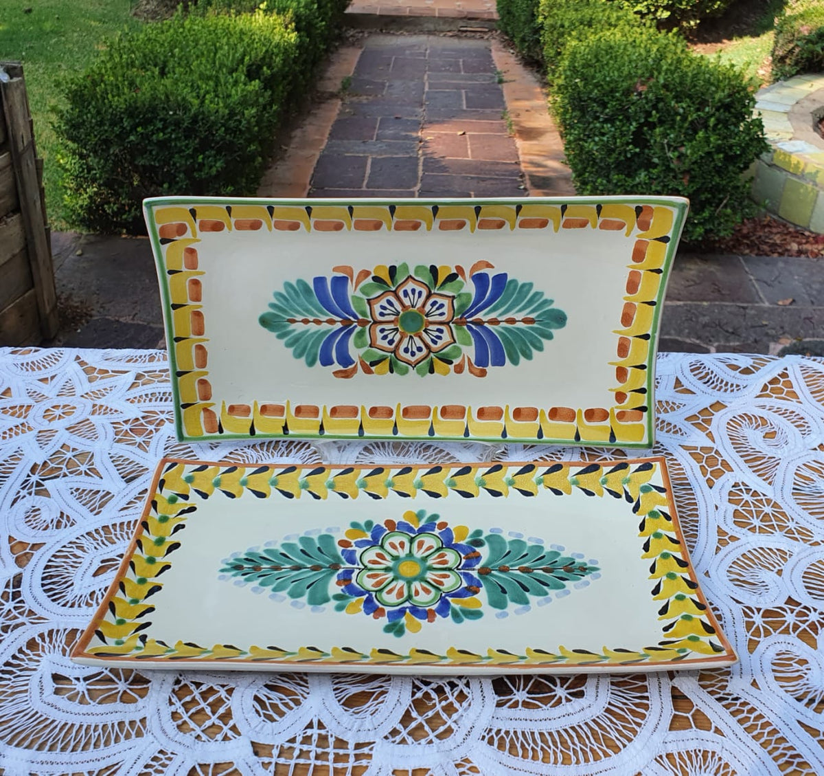 SET Plato/Bandeja Rectangular Flor (2 piezas) Multicolor