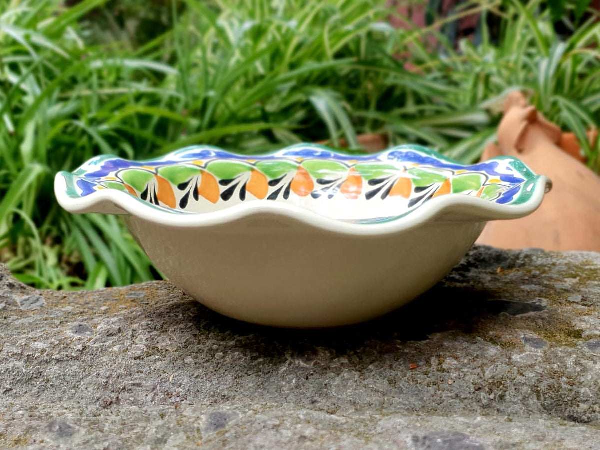 Tazón de pasta con volantes de flores Multicolores