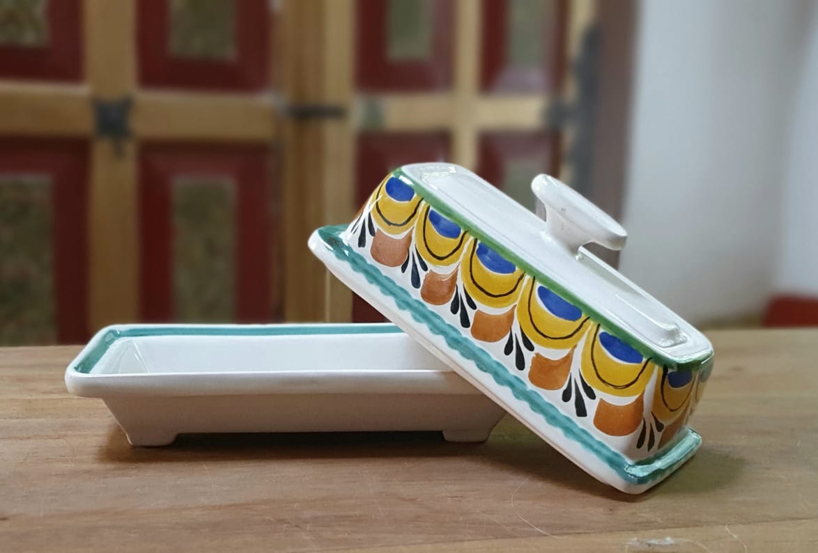 Butter Dish Blue and White Talavera / Majolica hand painted – Gorky  Gonzalez Store