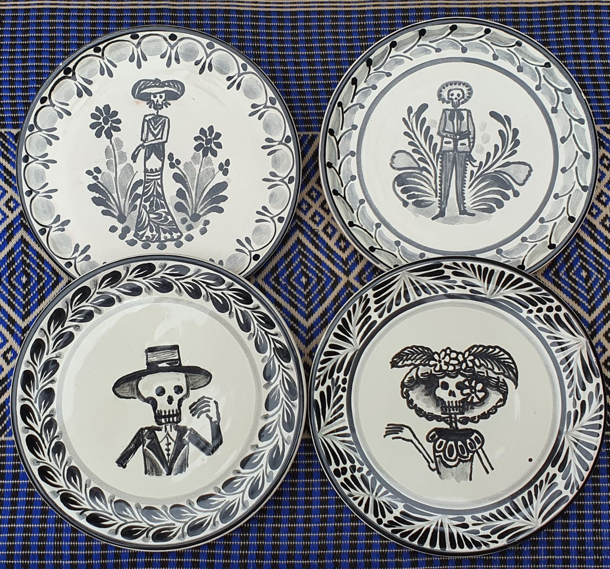 Juego de Plato para Pan / Tapa Catrinas 6.3"D (4 piezas) Blanco y Negro
