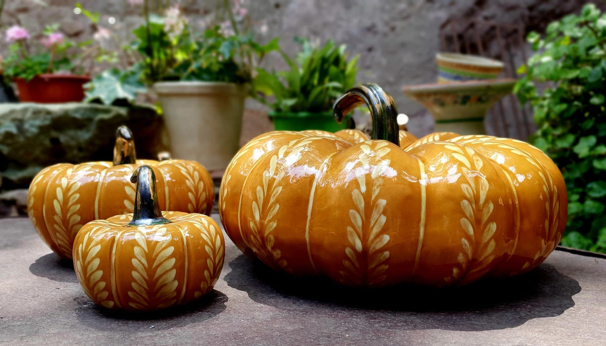decorative-ceramics-pumpkin-