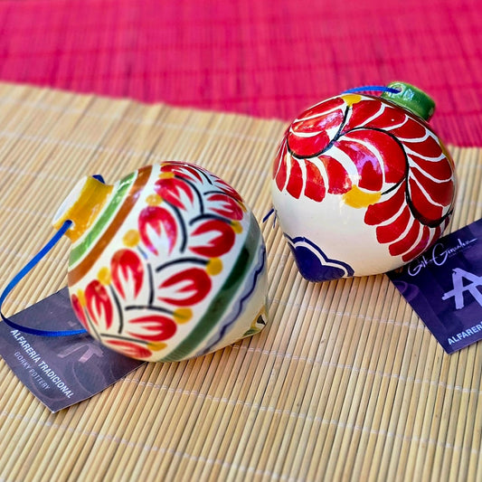 Ornament Sphere 3D Shape Set of 2 MultiColors
