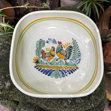 Rooster Quadratische Salatschüssel 10*10" Grün-Gelb-Terrakota-Farben 