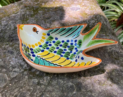 Bird Small Swallow Dish 6.1 X 4.1" Green - YellowSnack DishGorky Gonzalez Store19061704