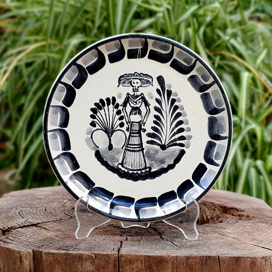 Catrina Bread Plate / Tapa Plate 6.3" D Black and White