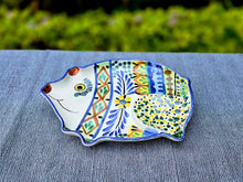 Pig Snack Dish 9.1 x 6.7 inches - Happy Borders MultiColors