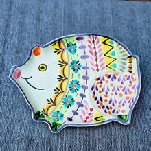 Pig Snack Dish 9.1 x 6.7 inches - Happy Borders MultiColors