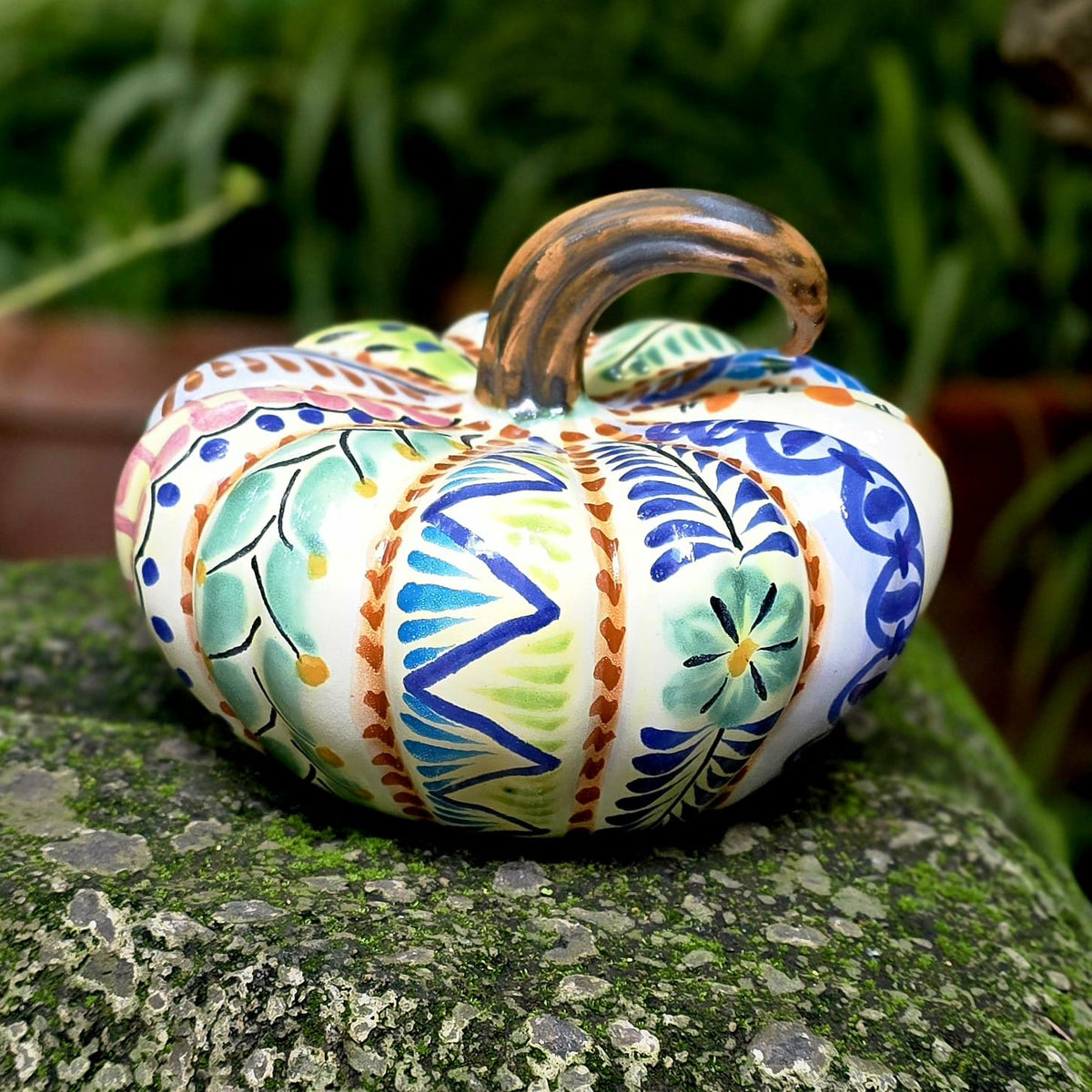 Decorative Ceramics Small Pumpkin 8.7 in D - Happy Borders
