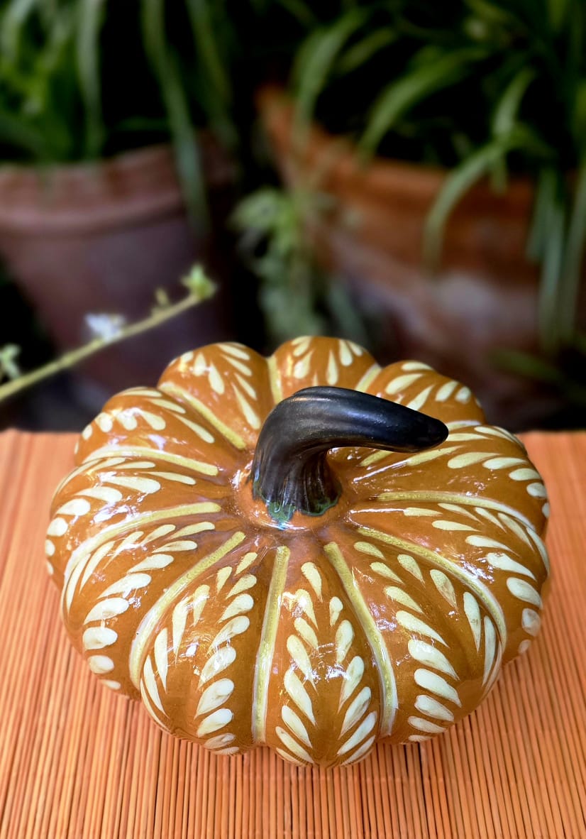 Decorative Ceramics Small Pumpkin 8.7 in D