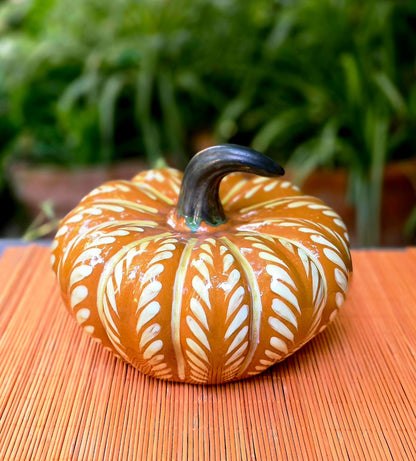 Decorative Ceramics Small Pumpkin 8.7 in D