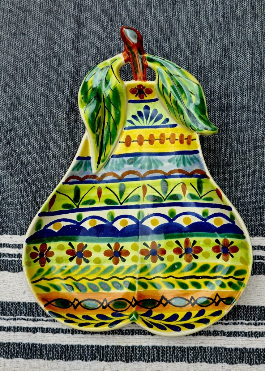 Flat Pear Snack Plate 11x8 in Happy BordersSnack DishGorky Gonzalez Store240802 - 04