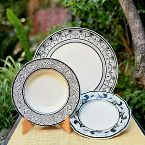 Dinnerware Set (3 pieces) Black and white (One Service)