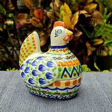 Figura Pollo Hucha Colores Amarillo-Verde-Terracota 