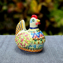 Figura Pollo Hucha Colores Amarillo-Verde-Terracota 