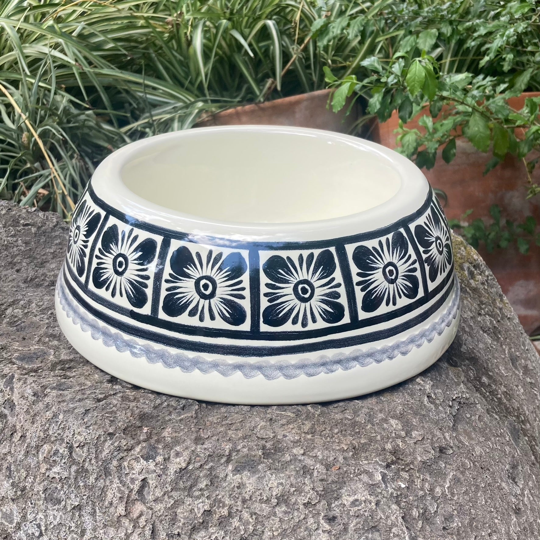 Black & White Chinoiserie Pet Bowls