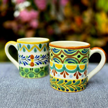 Coffee Mugs Set of 2 Happy Borders