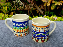 Juego de 2 tazas de café con estampado de hitos, rojo y blanco 