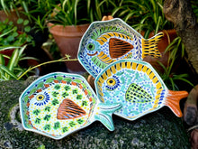 Fish Plate w/tail 7.5*5.5" Set of 3 Pieces MultiColors - B