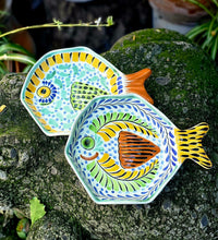 Fish Plate w/tail 7.5*5.5" Set of 2 Pieces MultiColors