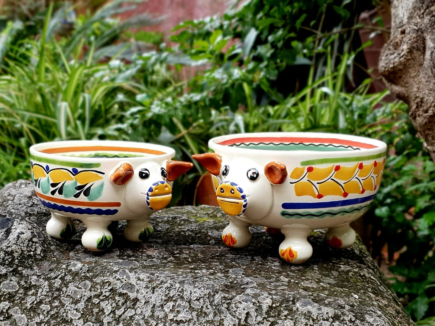 Piggy Footed Bowl Set of 2  Large and Medium MultiColors