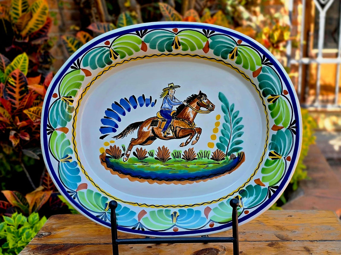 CowBoy Decorativo/Plato Semi Ovalado para Servir/Bandeja 16.9x13.4