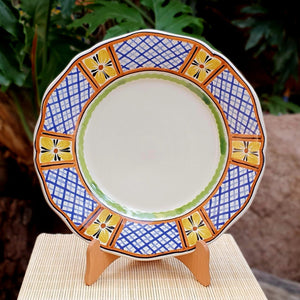 Flower Shape Plate with border MultiColors