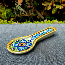 Flower Round Spoon Rest 9.1 x 3.7 in - Happy Borders