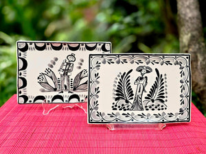 Bandeja rectangular Flower Wave 7.9 X 5.3" Blanco y negro