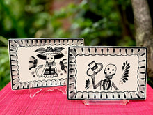 Catrina Catrin Wave Rectangular Tray 7.9 X 5.3" Set of 2 Black and White