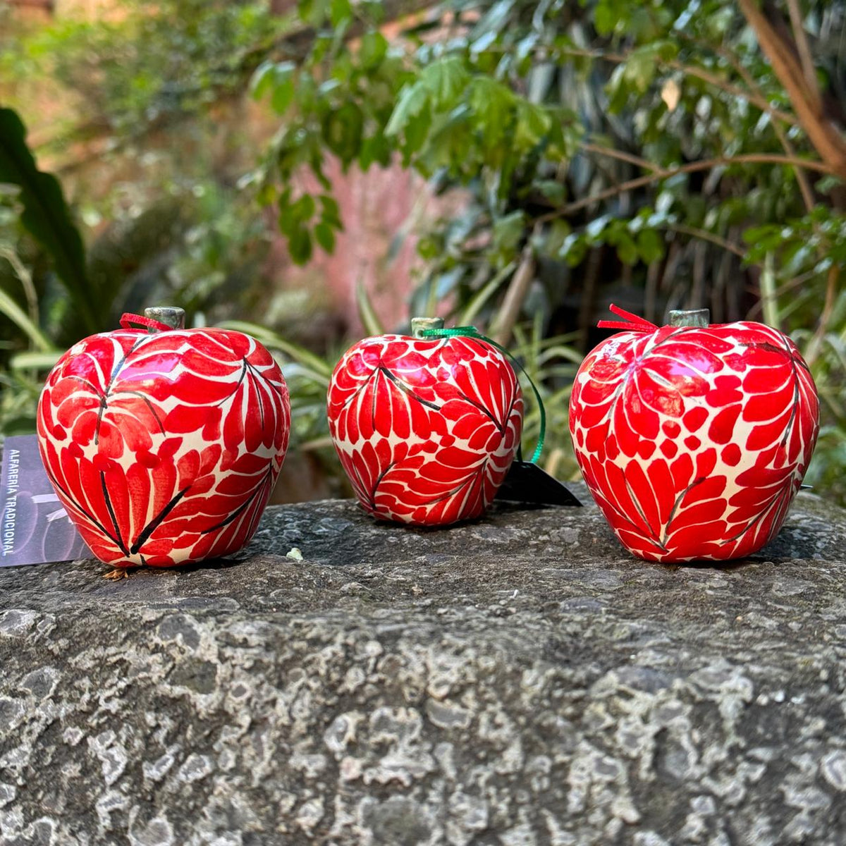 Ornament Apple 3D figure 3 in D - Set of 3 Pieces - Red Colors
