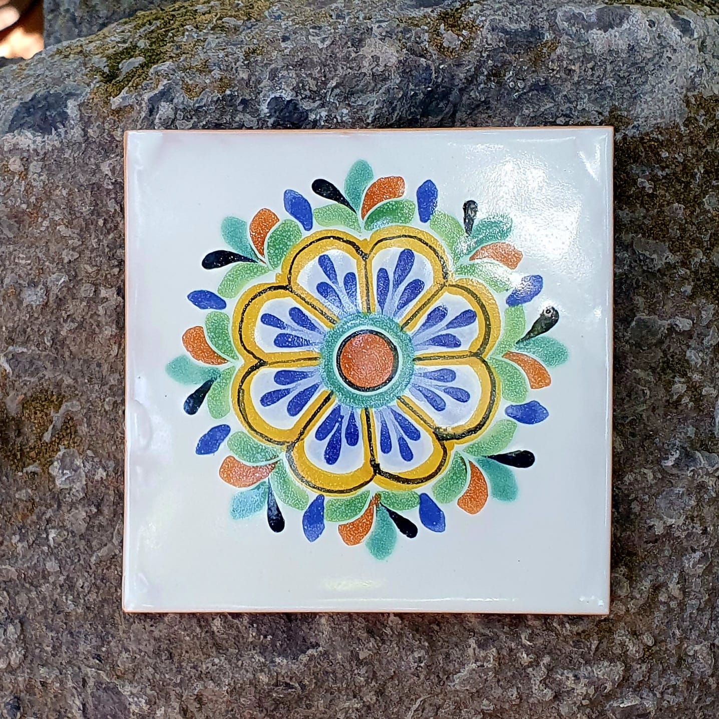 Flower I Tile for wall MultiColors