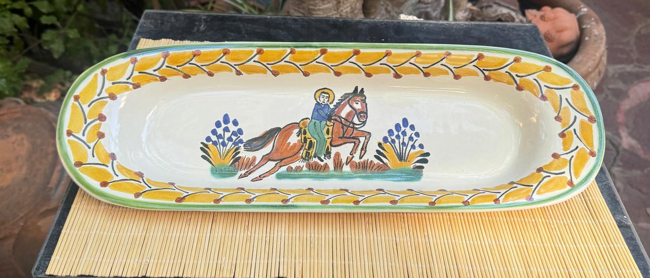 CowBoy Oval Long Plate 17.3x5.5 in Yellow Colors