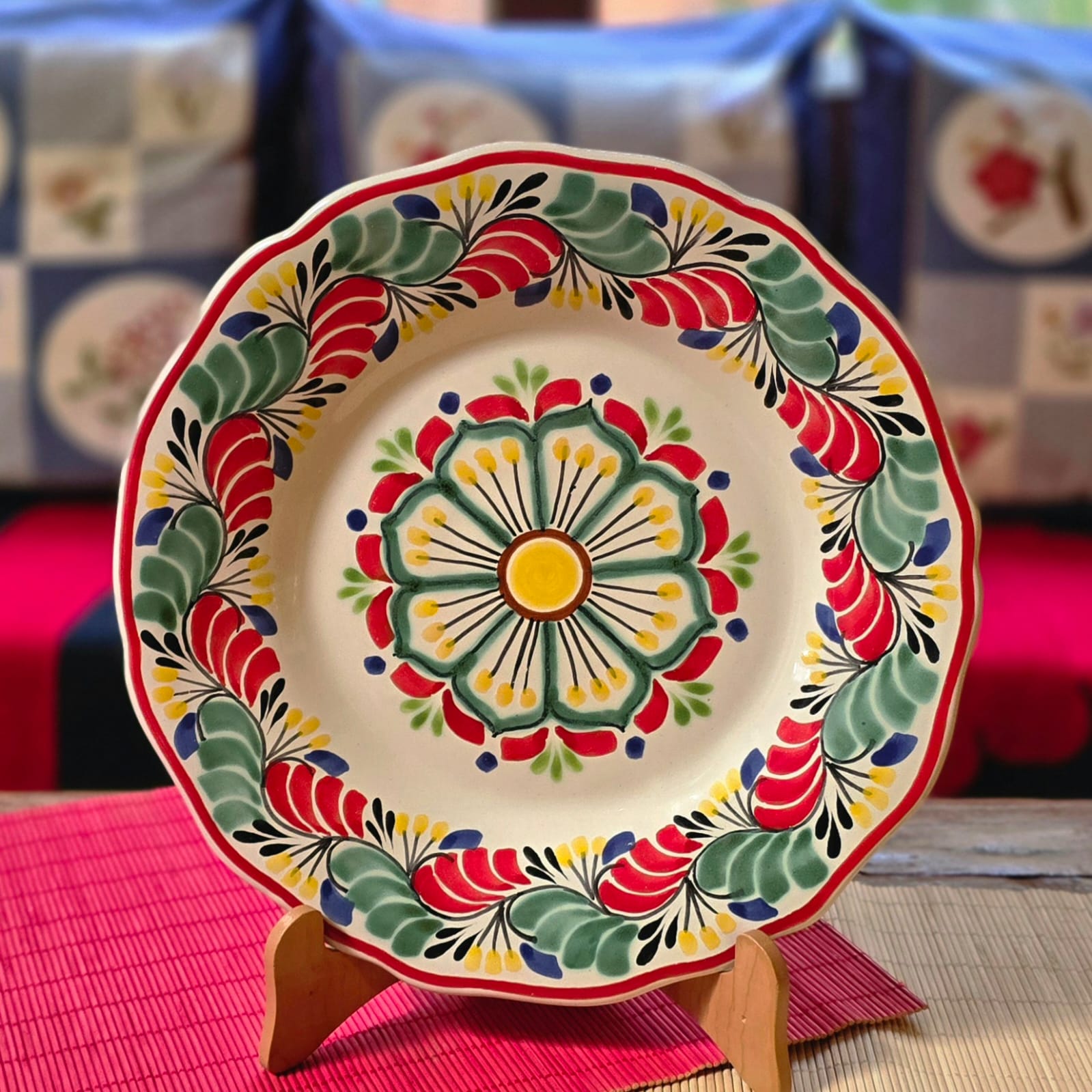 Flower Plate handcrafts talavera / mayolica handmade mexico