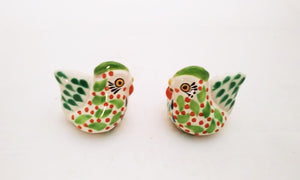 Hen Salt and Pepper Shaker Set Green-Yellow Colors