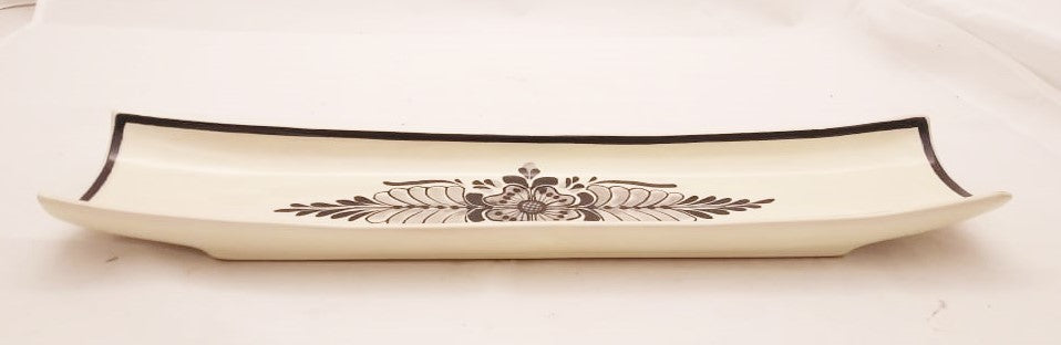Flower Canoe Snack Dish 17.7 in L Black and White