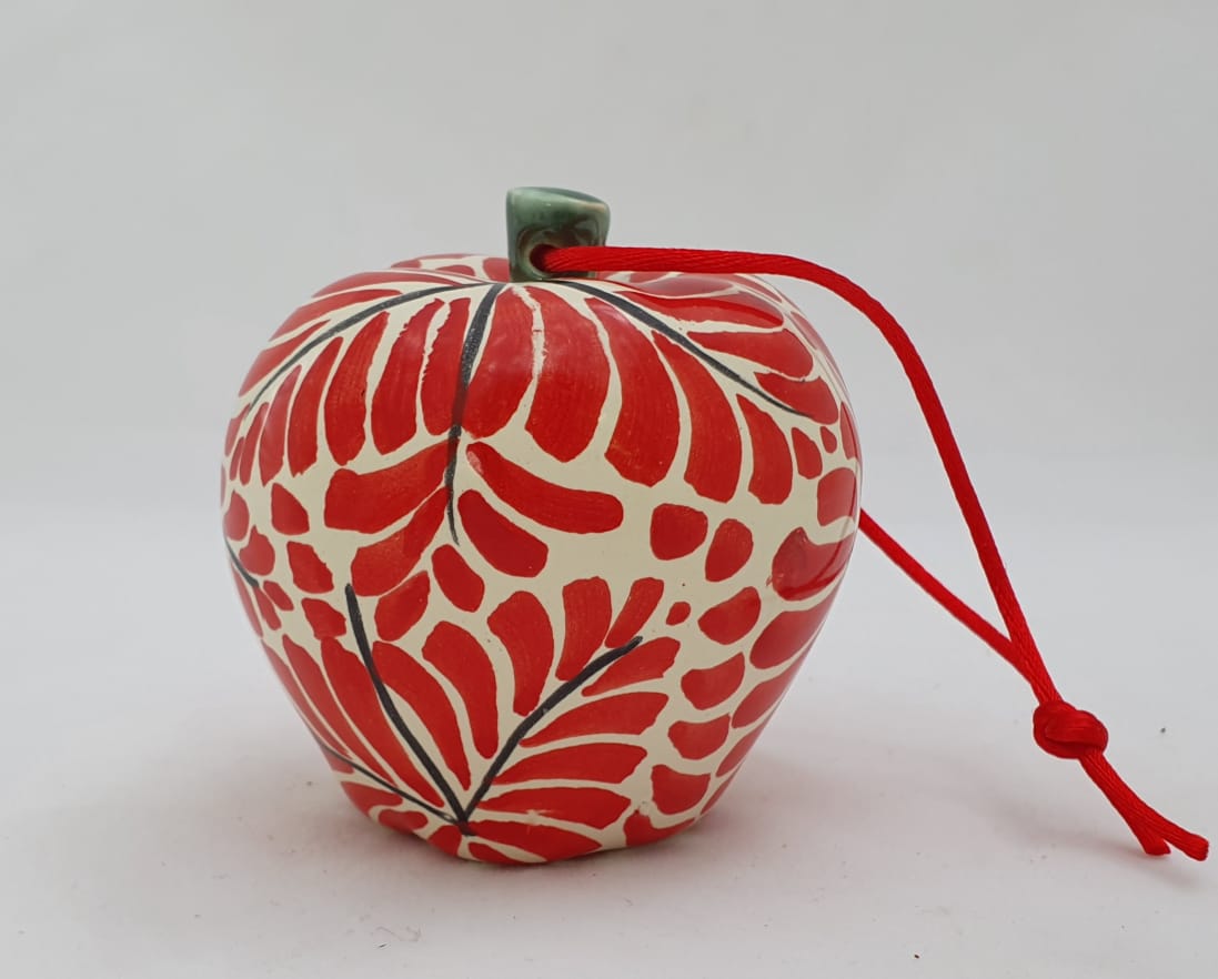 Adorno Manzana 3D figura 3 en D x 3 en H Colores Rojos 