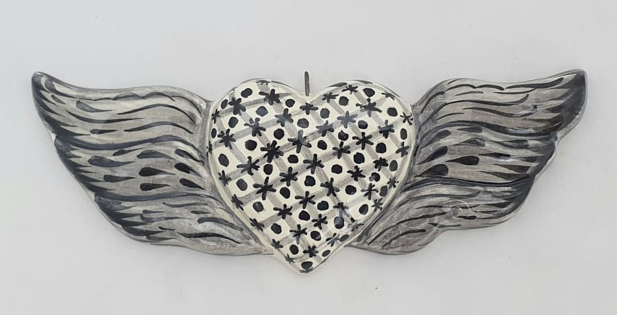 Adorno Corazón con Alas Plano Blanco y Negro 