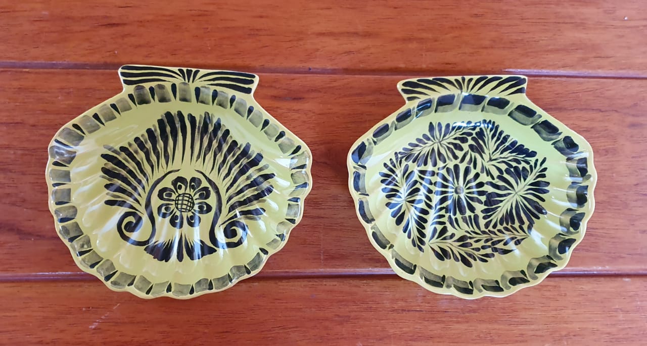 Shell Dish Plate 4.7*5 inches Yellow-Black Colors Set (2 Pieces)
