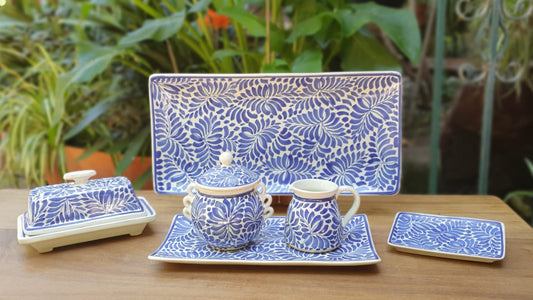 Table Top Set Milestones pattern (6 pieces) Blue and White