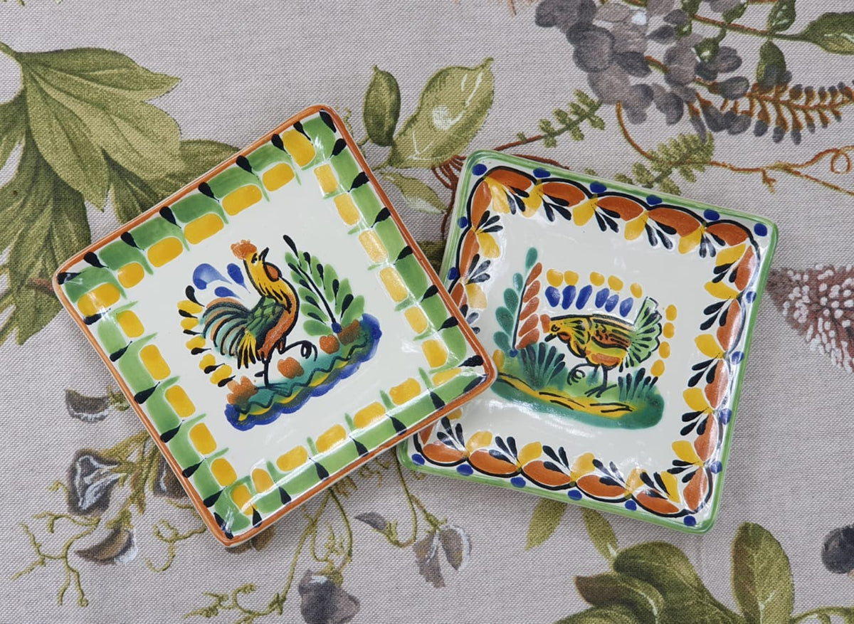 Plato cuadrado de pan de gallo / plato de tapa 5*5" Juego de 2 multicolores 