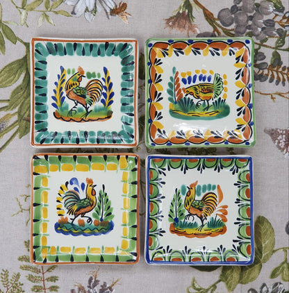 Plato cuadrado de pan de pollos / plato de tapa 5*5" Juego de 4 multicolores 