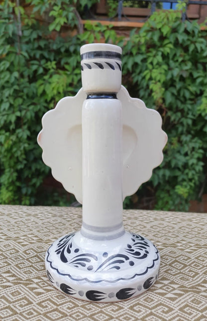 Portavelas Love Heart 7.7" H Blanco y negro 