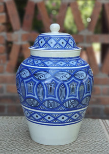 Decorative Vase w/Lid Morisco Pattern Blue and White
