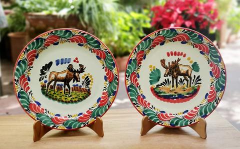 Moose Plates Sets of 2 Pieces Christmas Collection