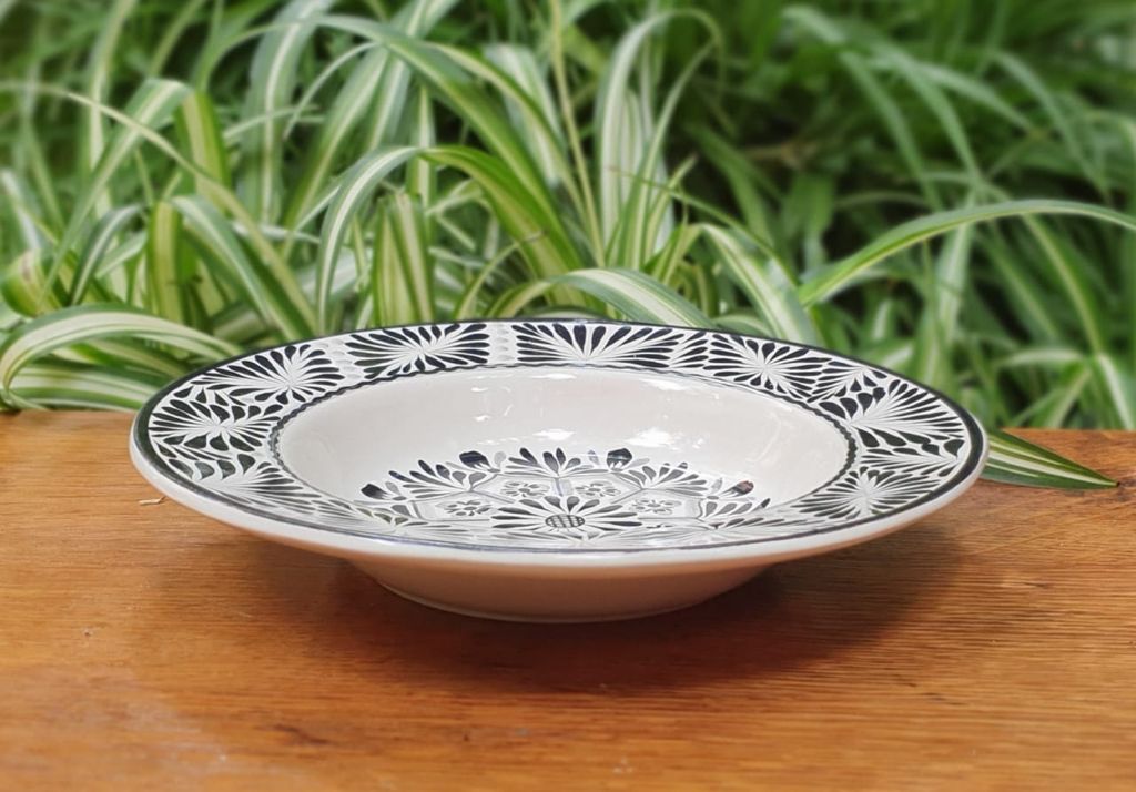 Flower Cereal-Pasta-Soup Bowl Flat Border I Black and White